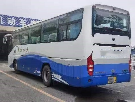 使用された贅沢なバス47の座席2つの乗客のドア若いはさみバス11メートルの長くまれなエンジン交互計算第2手ZK6117
