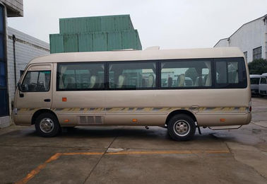 真新しいMudan 23のAC右ドライブが付いている座席によって使用されるコースター バス手動ギヤ ディーゼル機関