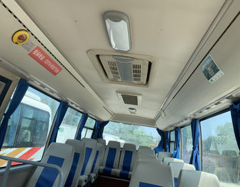 2015年22の座席はYutongバスCumminsの前部エンジン6729のモデルYutongバスを使用しました