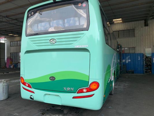 使用された観光バスKinglong XMQ6900 39は左のステアリング単一のドアの鋼鉄シャーシの低いキロメートルによって使用される乗客バスをつける