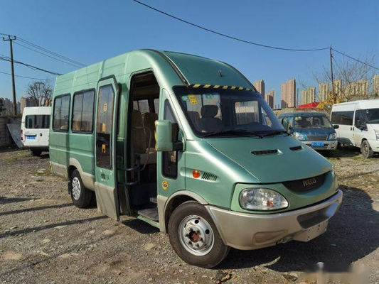 使用された小型バス17座席はイヴェコ2.8Tをディーゼル機関と電気ゲートのユーロIII決め付ける