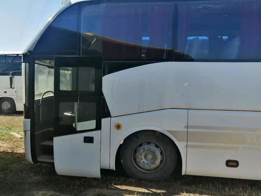 55座席によって使用されるYutong ZK6127Hのバスによって使用されるコーチ バス2011の年の新しい座席ディーゼル機関RHD良い状態で