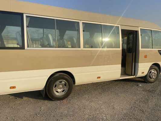 6本のシリンダーによって使用されるトヨタ・コースターは23seatsコースター ガソリン バスをバスで運ぶ