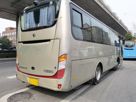 Yutong使用された都市バスは39の座席ディーゼル公共交通機関バスを秒針