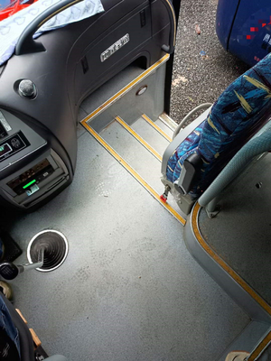 使用された公共の輸送車両はディーゼルLHDの観光バスの使用された乗客の都市間のコーチ バスを使用した