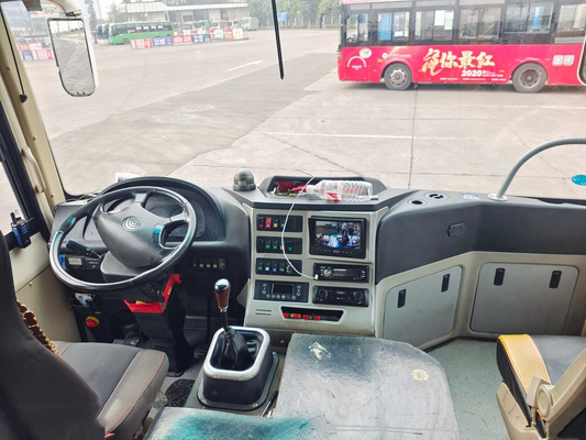 2017年によって使用されたLHDディーゼル白い公共バスのYutongの使用されたブランドZK6761はYuchaiエンジン ヨーロッパのV 29の座席バスを使用した